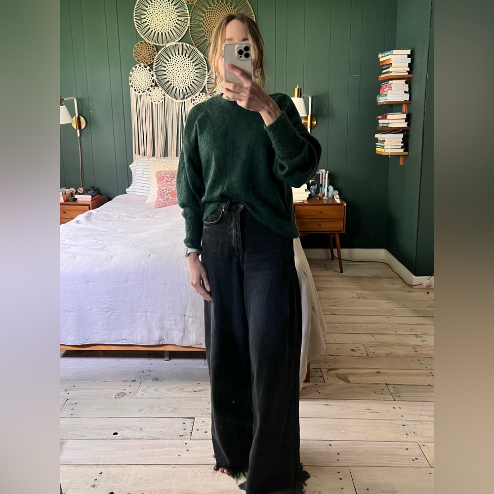 & Other Stories Dark Green Crewneck Sweater XS